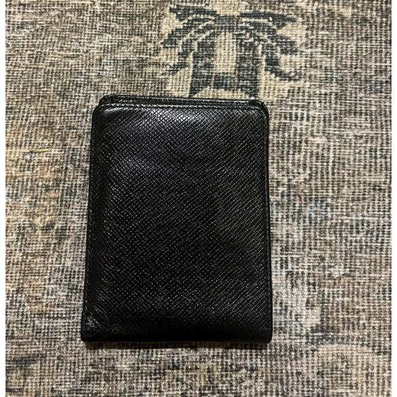 Louis Vuitton Mens Tiaga Leather Wallet - Picture 6 of 7